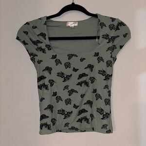 Sage Butterfly Stretch Short Sleeve Top